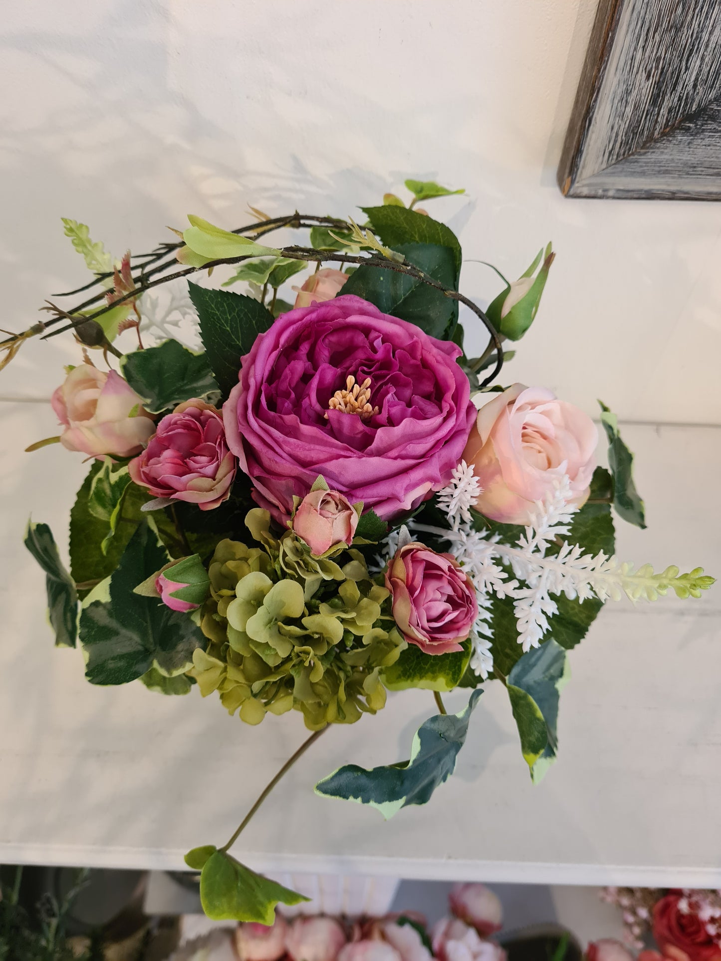Blumenstrauß kurz gebunden mit Rosen & Hortensien
