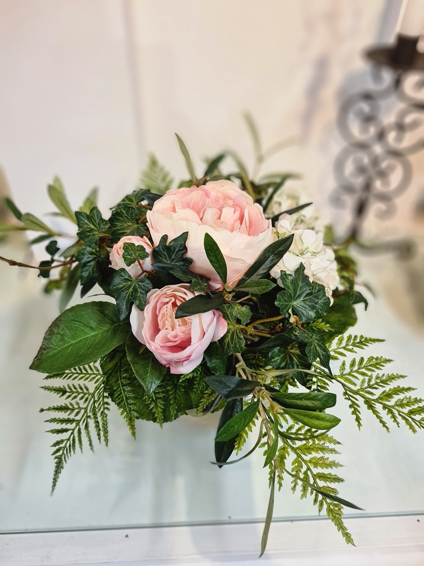 Blumenstrauß mit rosa Rosen & Schneeball